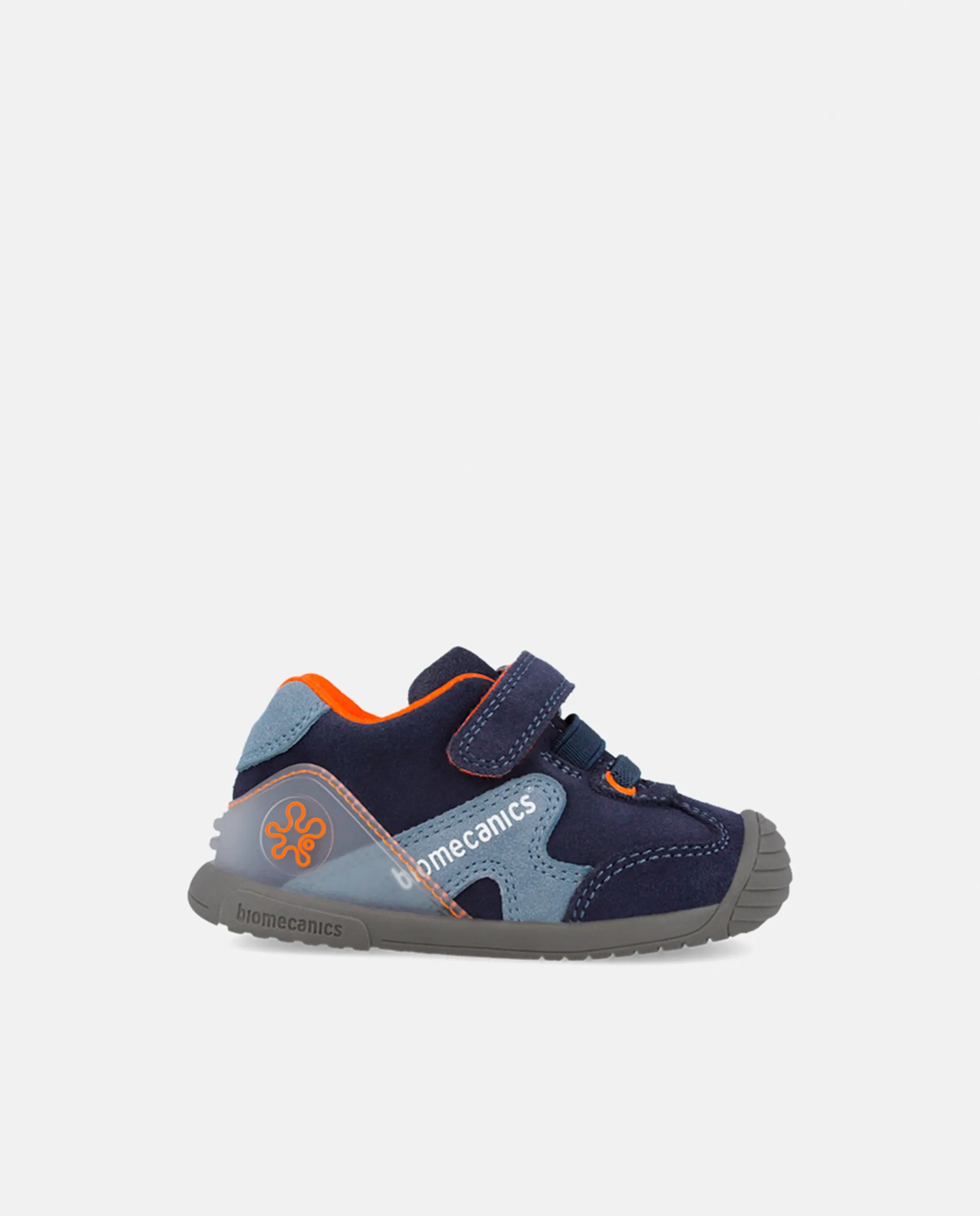 Детский спортивный ботинок на резинке и липучке Biomecanics, темно-синий
Детский спортивный ботинок на резинке и липучке Biomecanics, темно-синий