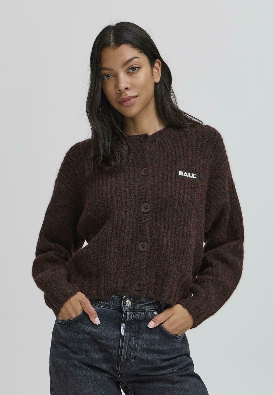 Кардиган BALL BASTACY RIB CARDIGAN, Coffee Bean/Dark Brown
Кардиган BALL BASTACY RIB CARDIGAN, Coffee Bean/Dark Brown