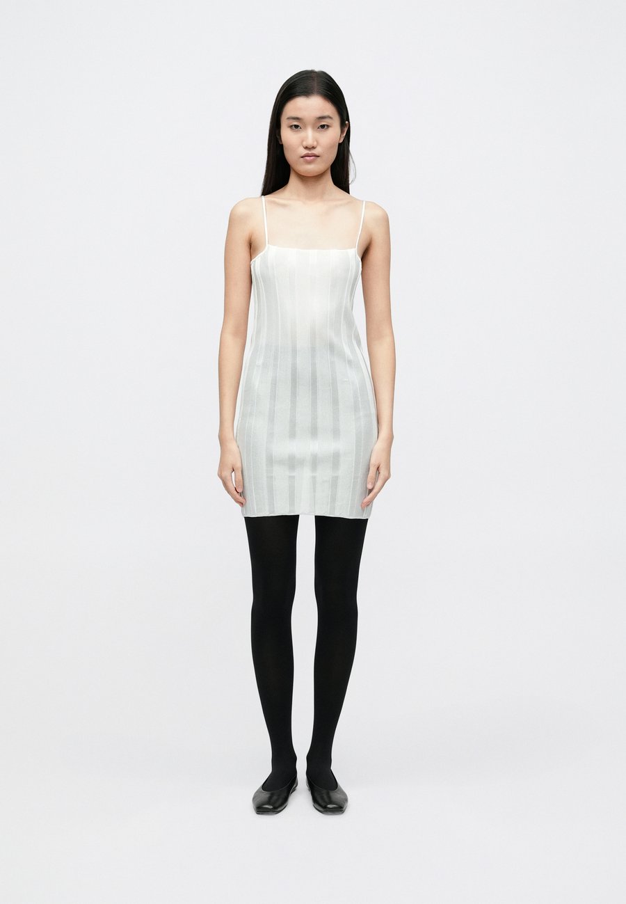 Платье A. Roege Hove ANAIS STRING DRESS, White
Платье A. Roege Hove ANAIS STRING DRESS, White