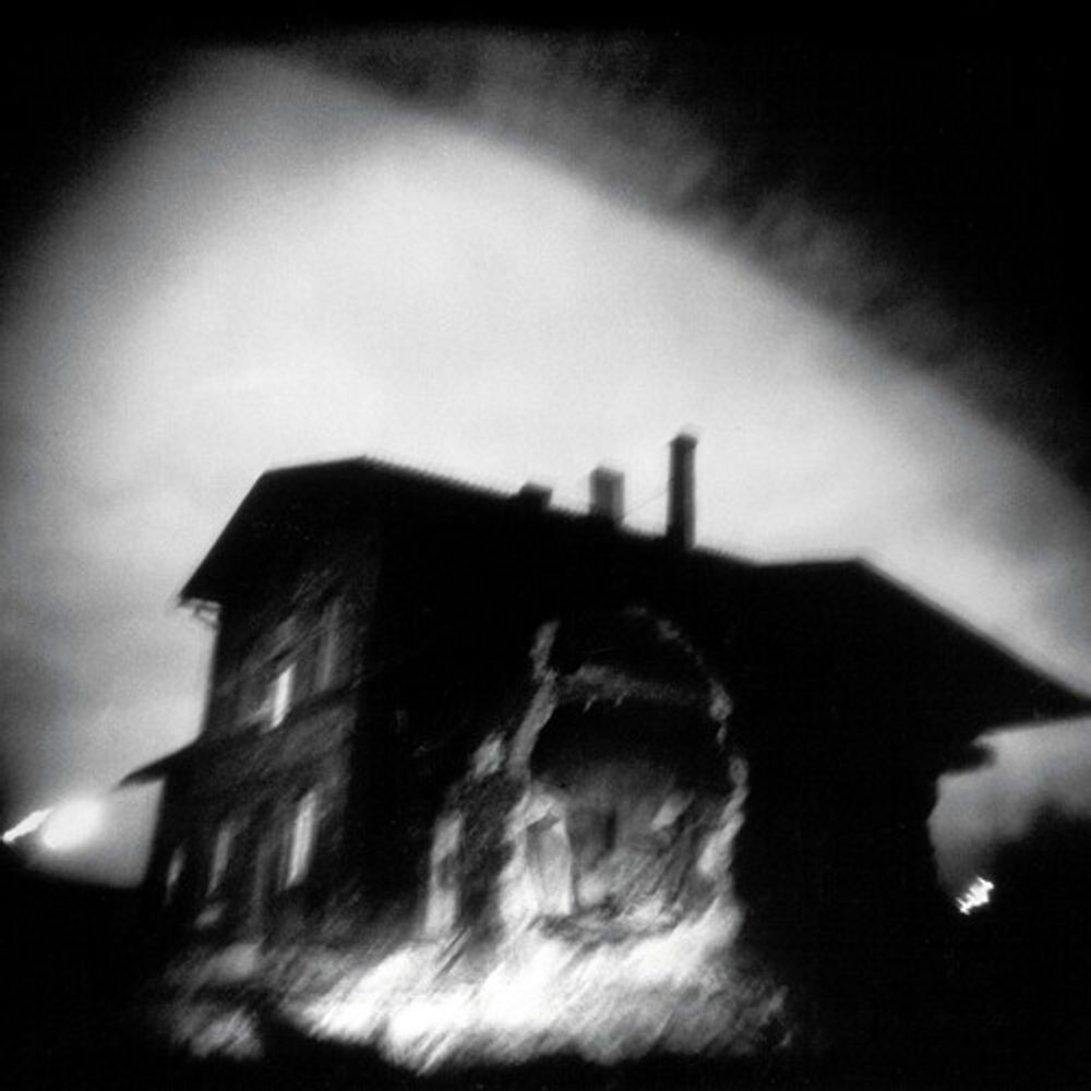 Виниловая пластинка LP Sings Reign Rebuilder - Set Fire To Flames
Виниловая пластинка LP Sings Reign Rebuilder - Set Fire To Flames