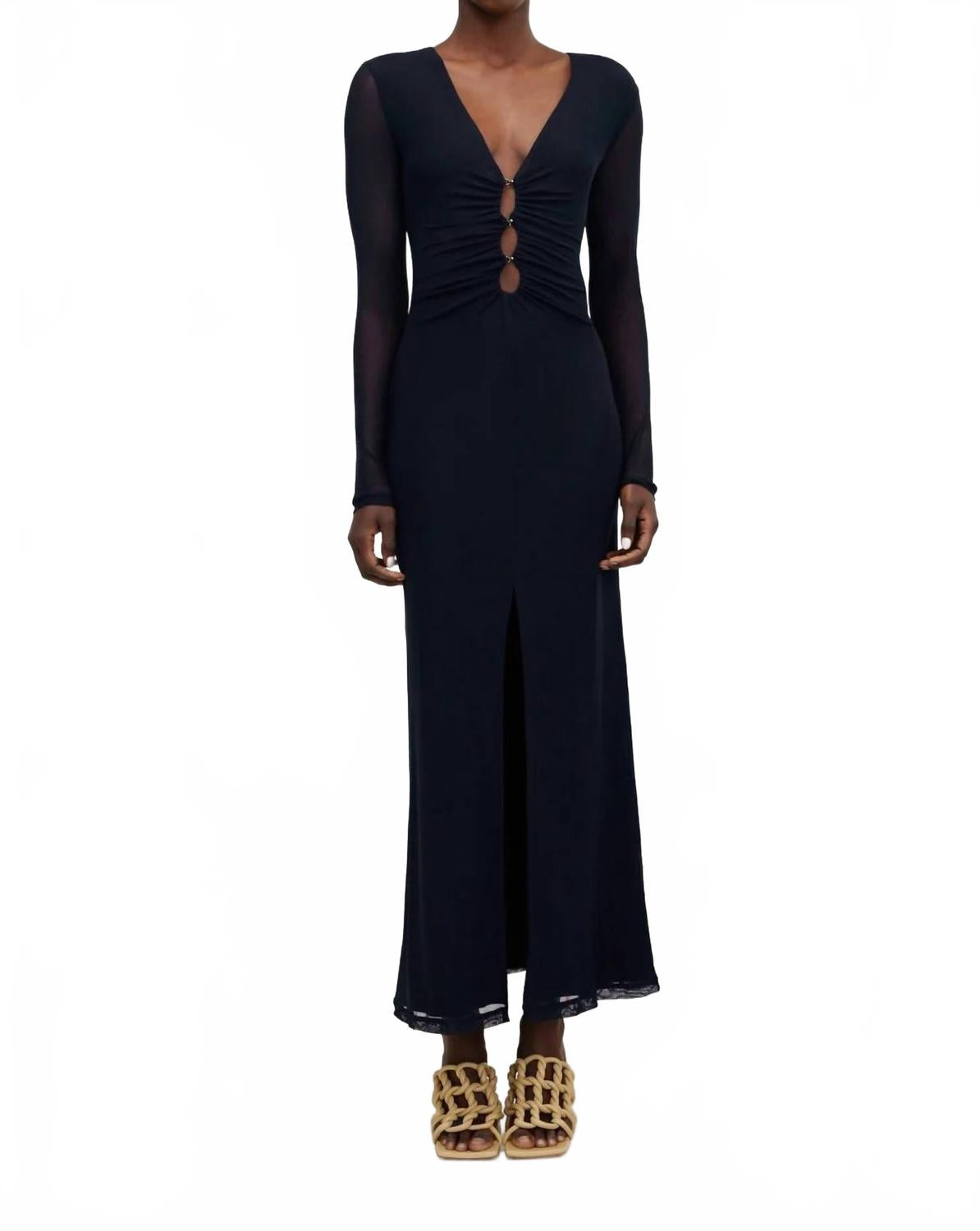 Сарафаны макси Saria в цвете Midnight SIGNIFICANT OTHER, Midnight
Сарафаны макси Saria в цвете Midnight SIGNIFICANT OTHER, Midnight