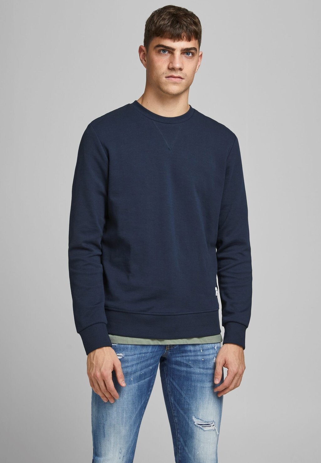 Толстовка JJEBASIC CREW NECK Jack & Jones, темно-синий пиджак
Толстовка JJEBASIC CREW NECK Jack & Jones, темно-синий пиджак