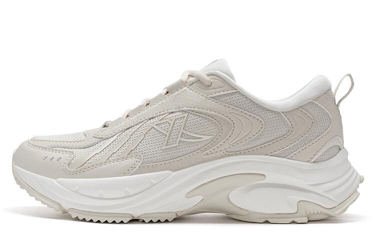 Кроссовки женские с низким верхом, цвет белый, песочно-серый / парусно-белый Xtep
Кроссовки женские с низким верхом, цвет белый, песочно-серый / парусно-белый Xtep