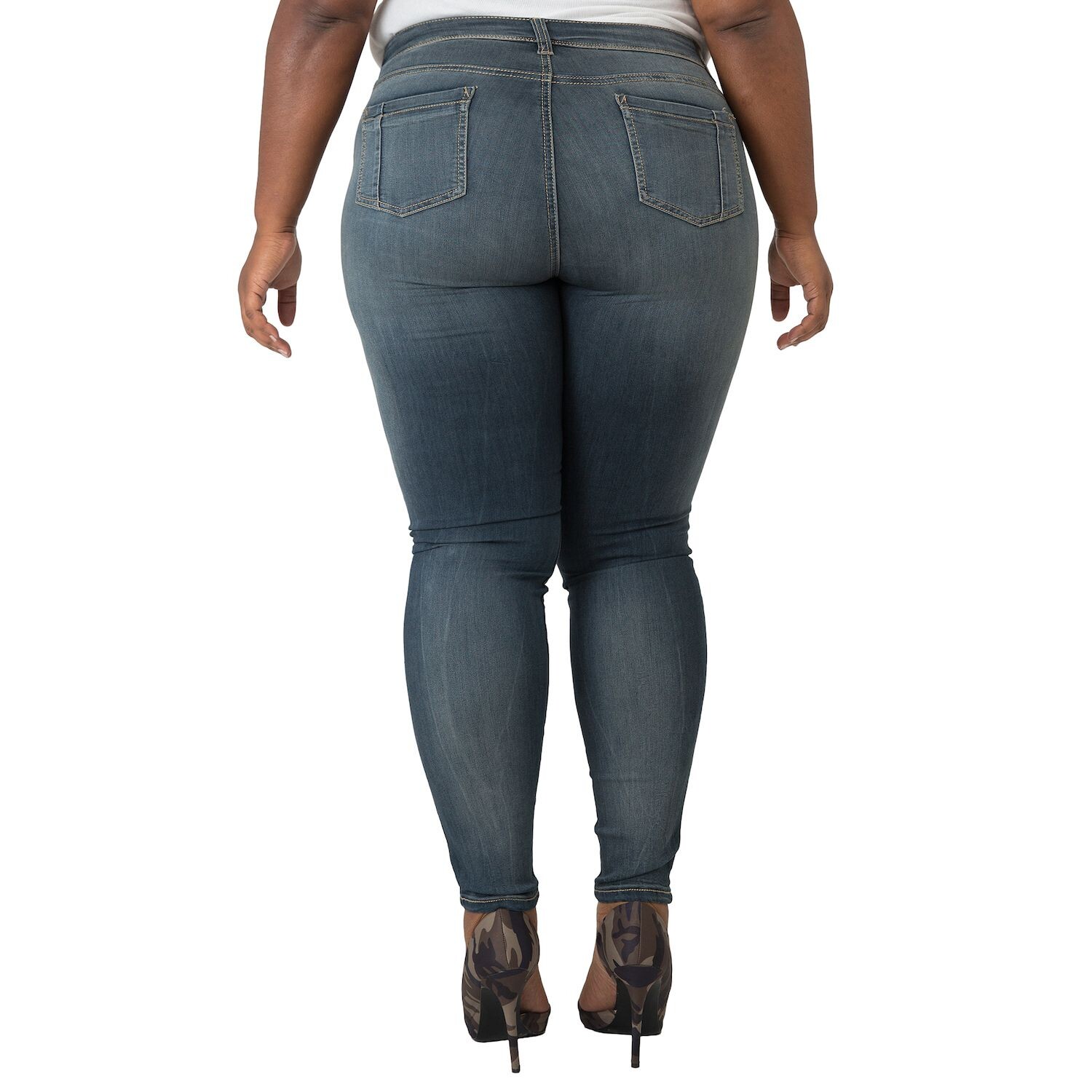 Джинсы скинни Maya размера плюс с пышной посадкой и слегка потертой средней посадкой Poetic Justice
Джинсы скинни Maya размера плюс с пышной посадкой и слегка потертой средней посадкой Poetic Justice