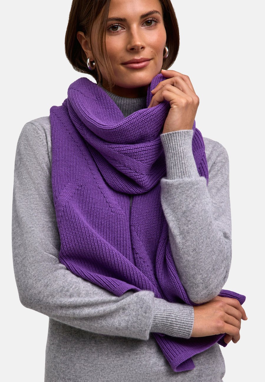 Шарф FALKE Selection Structured Unisex, Byzantinum/Purple
Шарф FALKE Selection Structured Unisex, Byzantinum/Purple