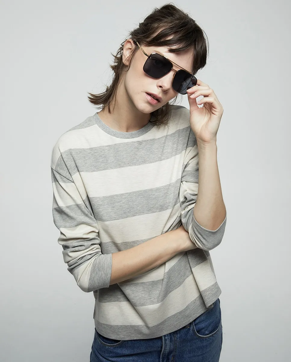 Базовая мягкая футболка Sfera, светло-серый
Базовая мягкая футболка Sfera, светло-серый