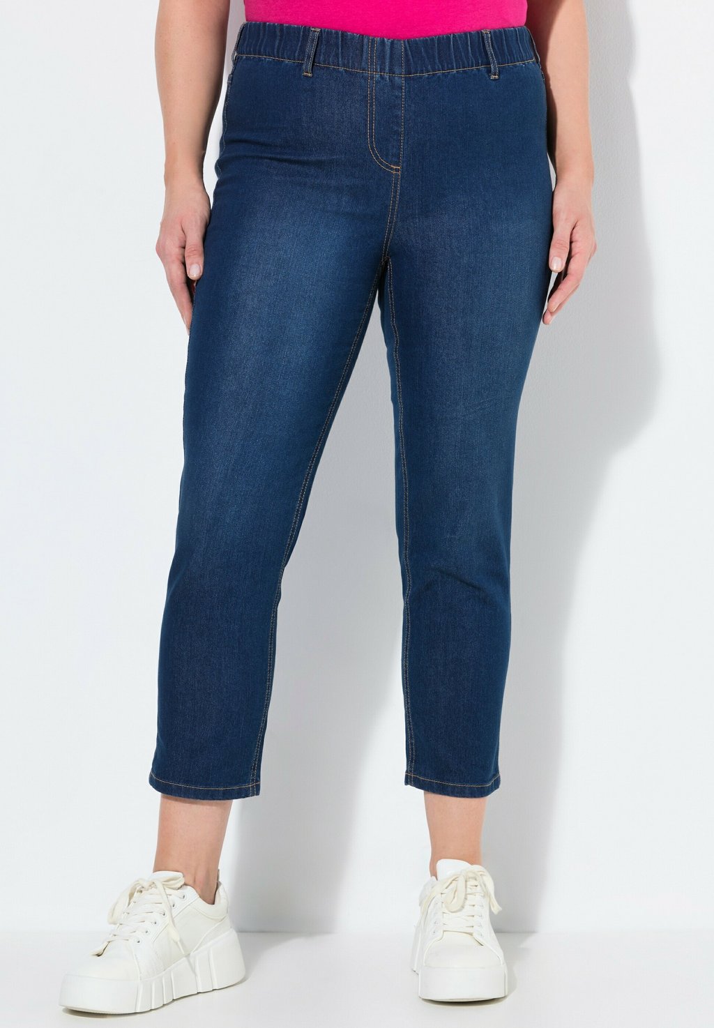 Джинсы облегающего кроя CROPPED Ulla Popken, деним
Джинсы облегающего кроя CROPPED Ulla Popken, деним