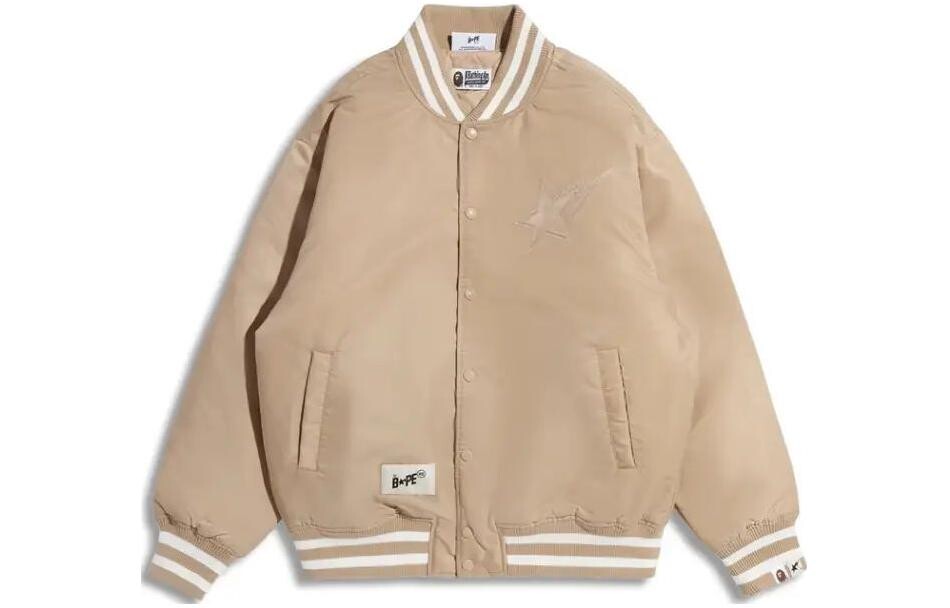 BAPE X Highsnobiety нейлоновая университетская куртка A Bathing Ape, хаки
BAPE X Highsnobiety нейлоновая университетская куртка A Bathing Ape, хаки