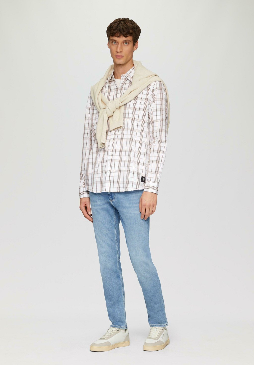 Рубашка REGULAR FIT: KARIERTES MIT LABEL-PATCH s.Oliver, белый
Рубашка REGULAR FIT: KARIERTES MIT LABEL-PATCH s.Oliver, белый