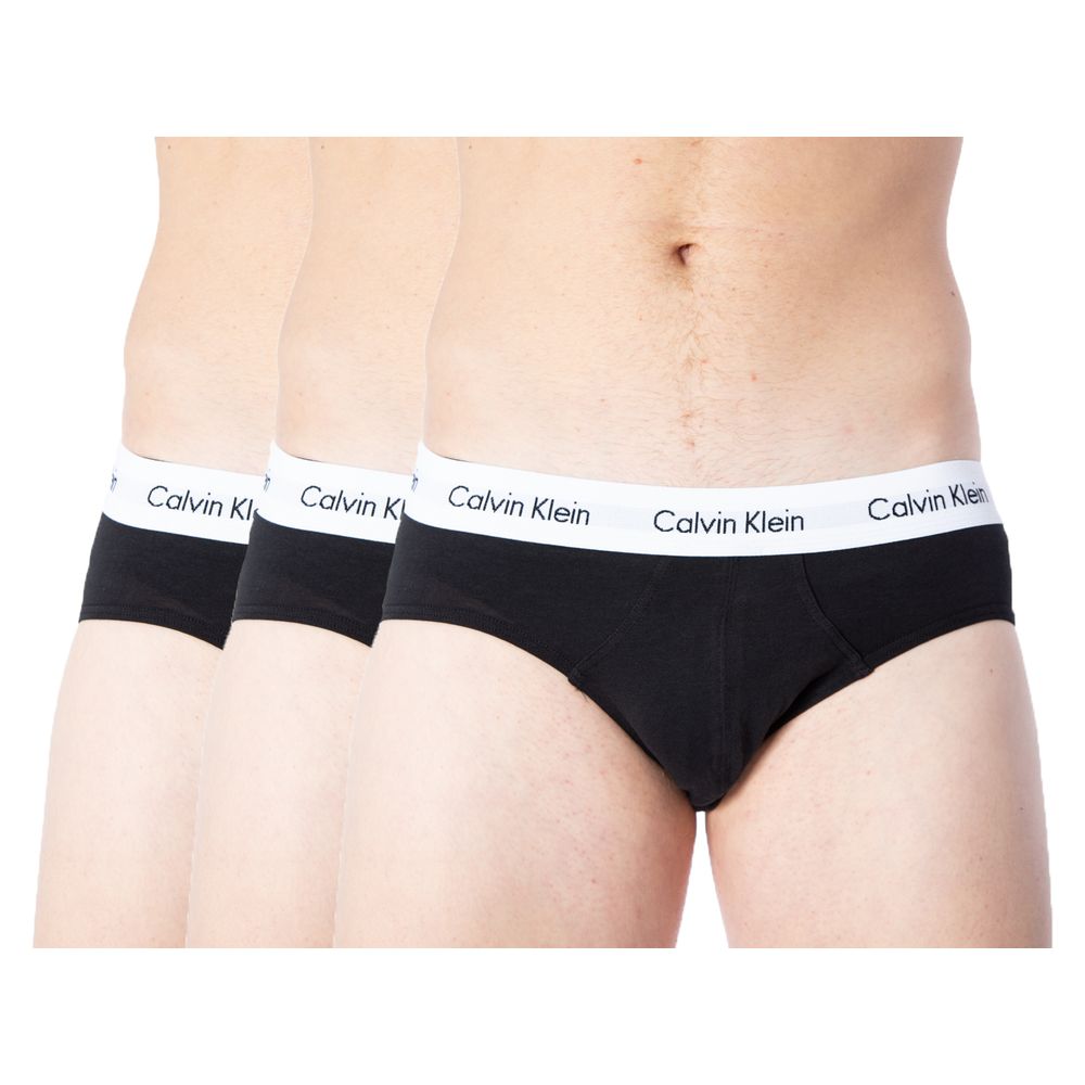 Черное хлопковое нижнее белье Calvin Klein Underwear
Черное хлопковое нижнее белье Calvin Klein Underwear