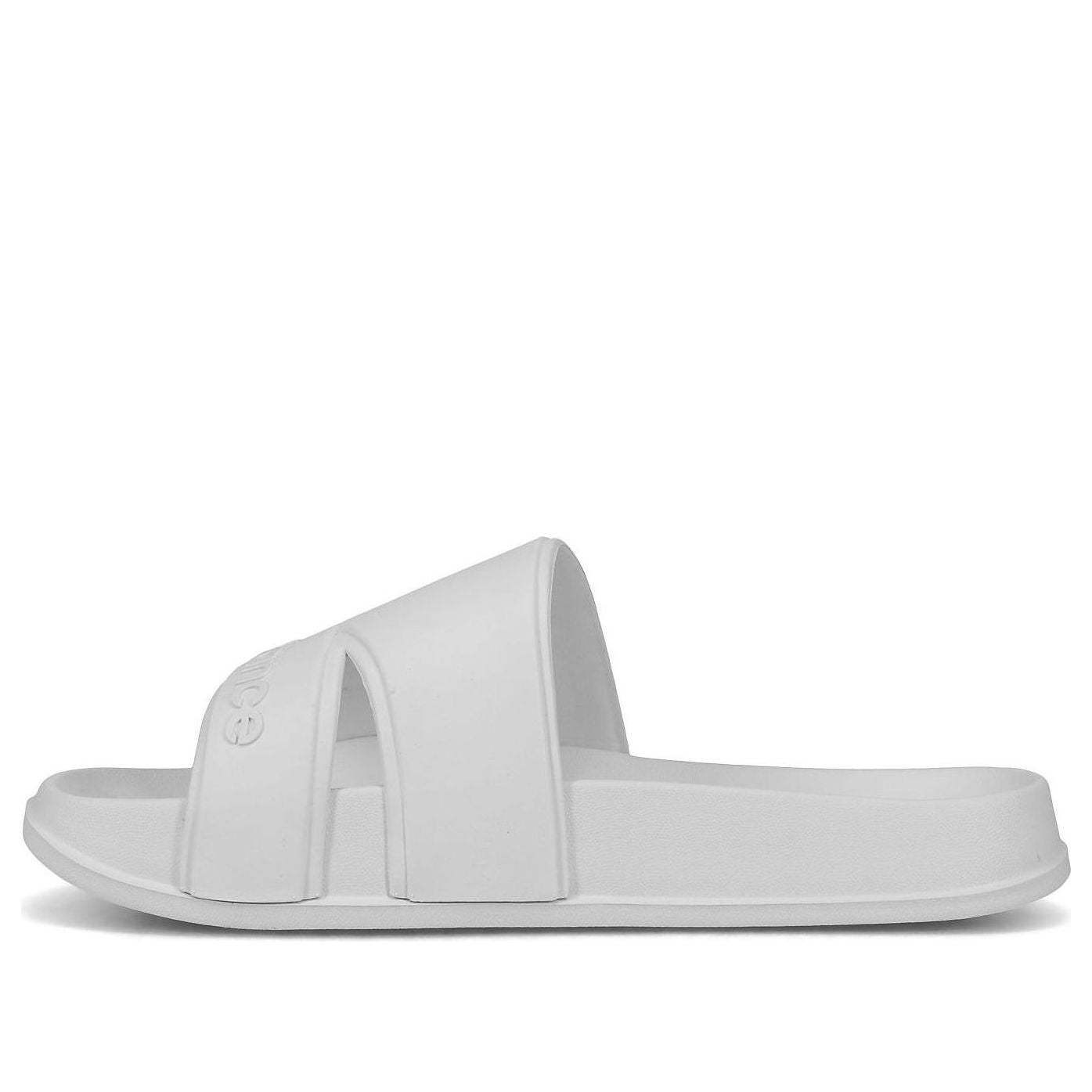 Тапочки New Balance 200 'White' SUF20SQ1, белый
Тапочки New Balance 200 'White' SUF20SQ1, белый