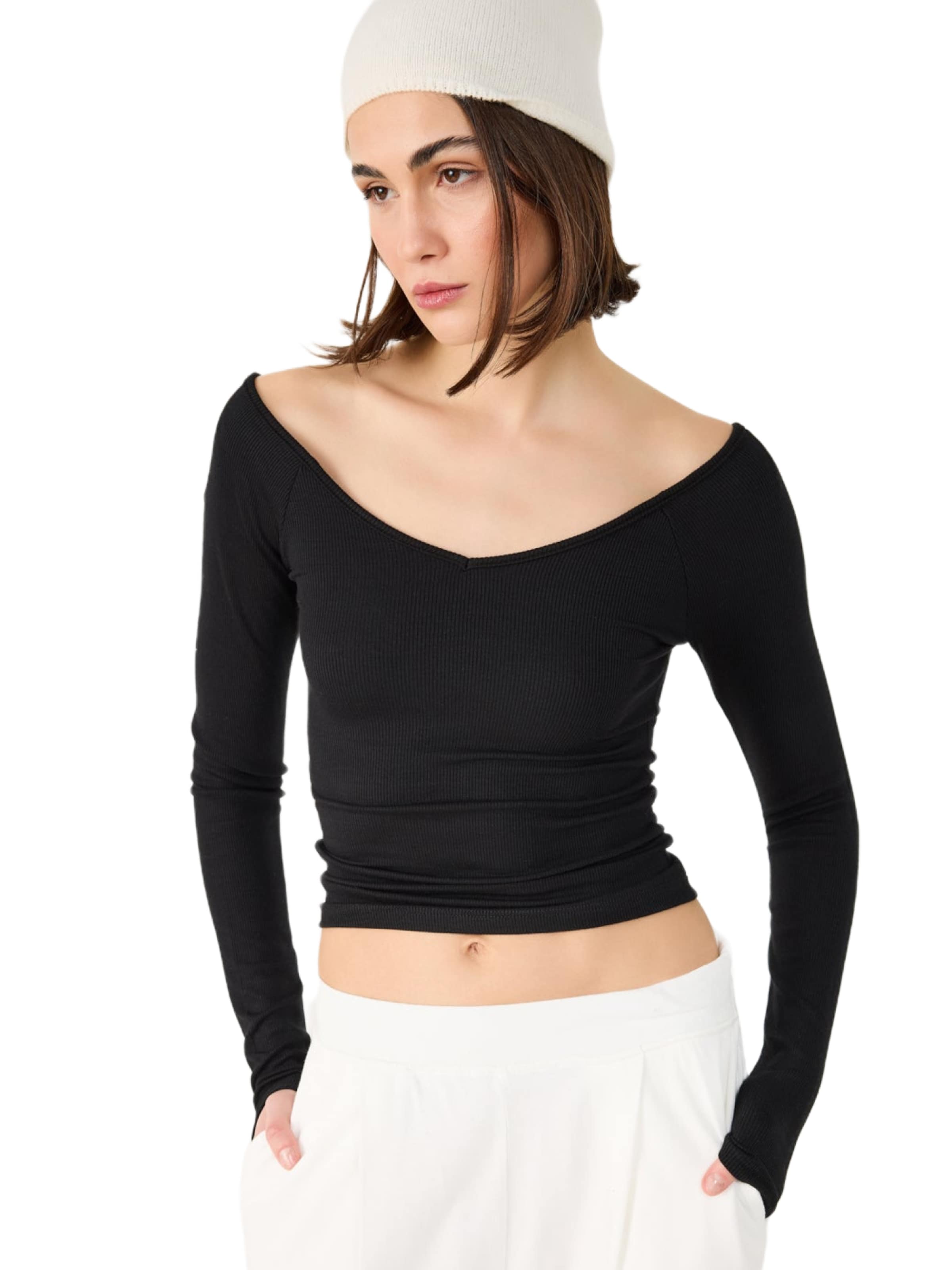 No Matter What Лонгслив в черном цвете
No Matter What Лонгслив в черном цвете