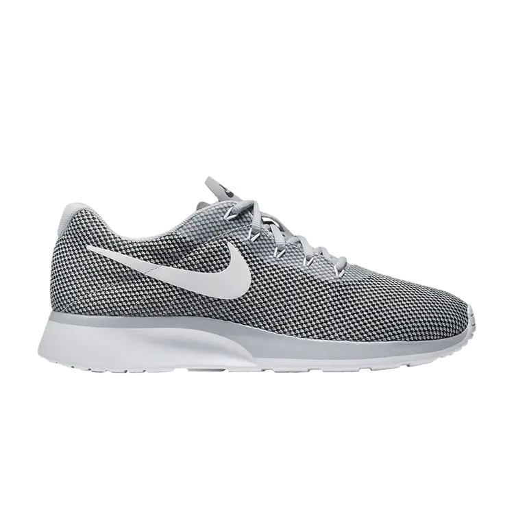 Кроссовки Nike Tanjun Racer 'Wolf Grey', серый
Кроссовки Nike Tanjun Racer 'Wolf Grey', серый
