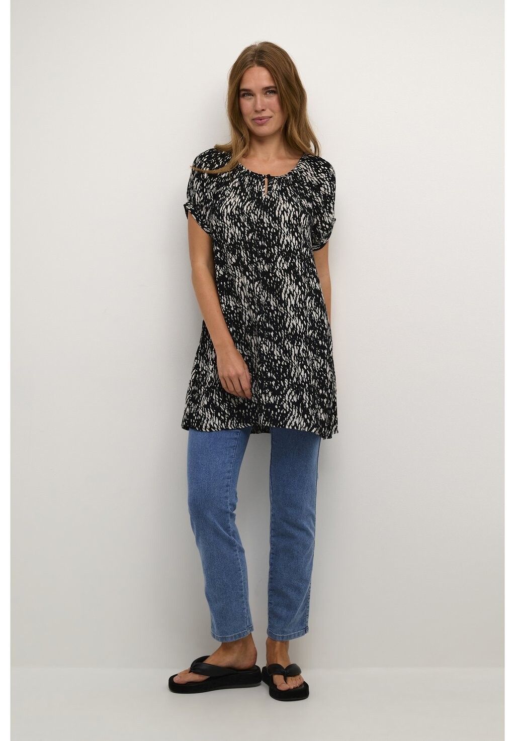 Туника AMBER Kaffe, черный
Туника AMBER Kaffe, черный