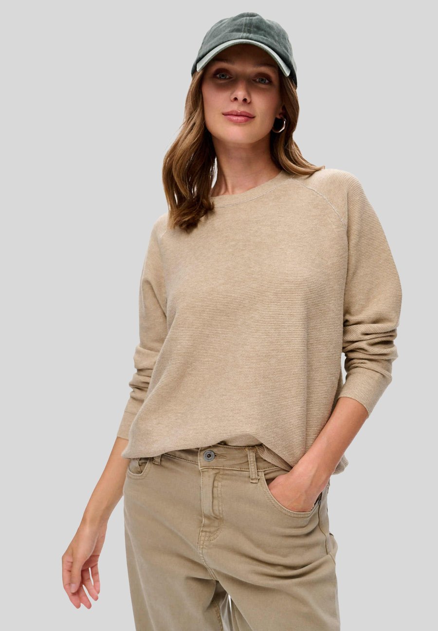 Джемпер blue shadow Jumper, Green/Beige
Джемпер blue shadow Jumper, Green/Beige