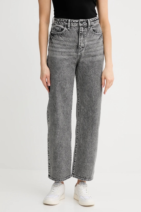 Джинсы Armani Exchange, серый
Джинсы Armani Exchange, серый