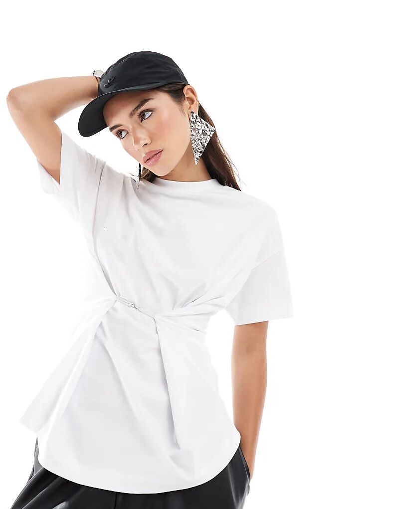 Футболка с крючками и ушками белого цвета ASOS DESIGN
Футболка с крючками и ушками белого цвета ASOS DESIGN