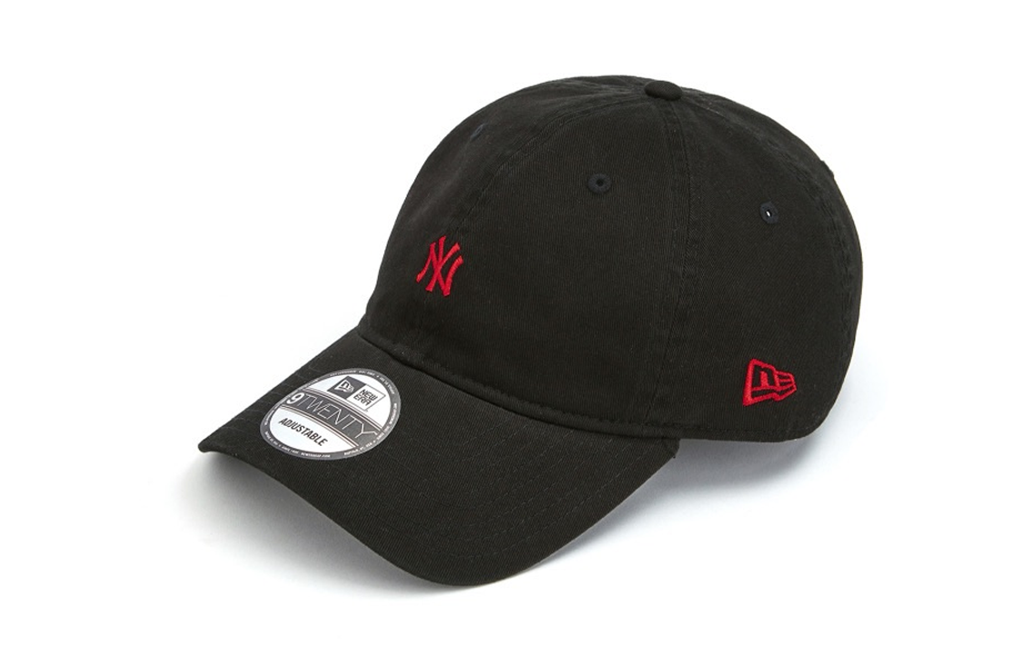 New Era Бейсболка унисекс черная
New Era Бейсболка унисекс черная