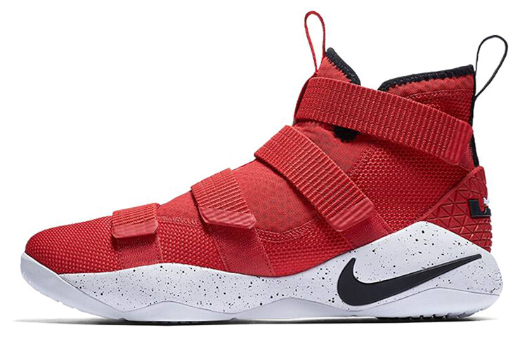 Мужские баскетбольные кроссовки Nike Zoom Soldier 11
Мужские баскетбольные кроссовки Nike Zoom Soldier 11