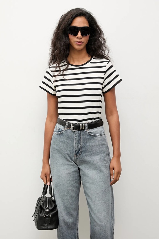 Футболка Answear.LAB, белый
Футболка Answear.LAB, белый