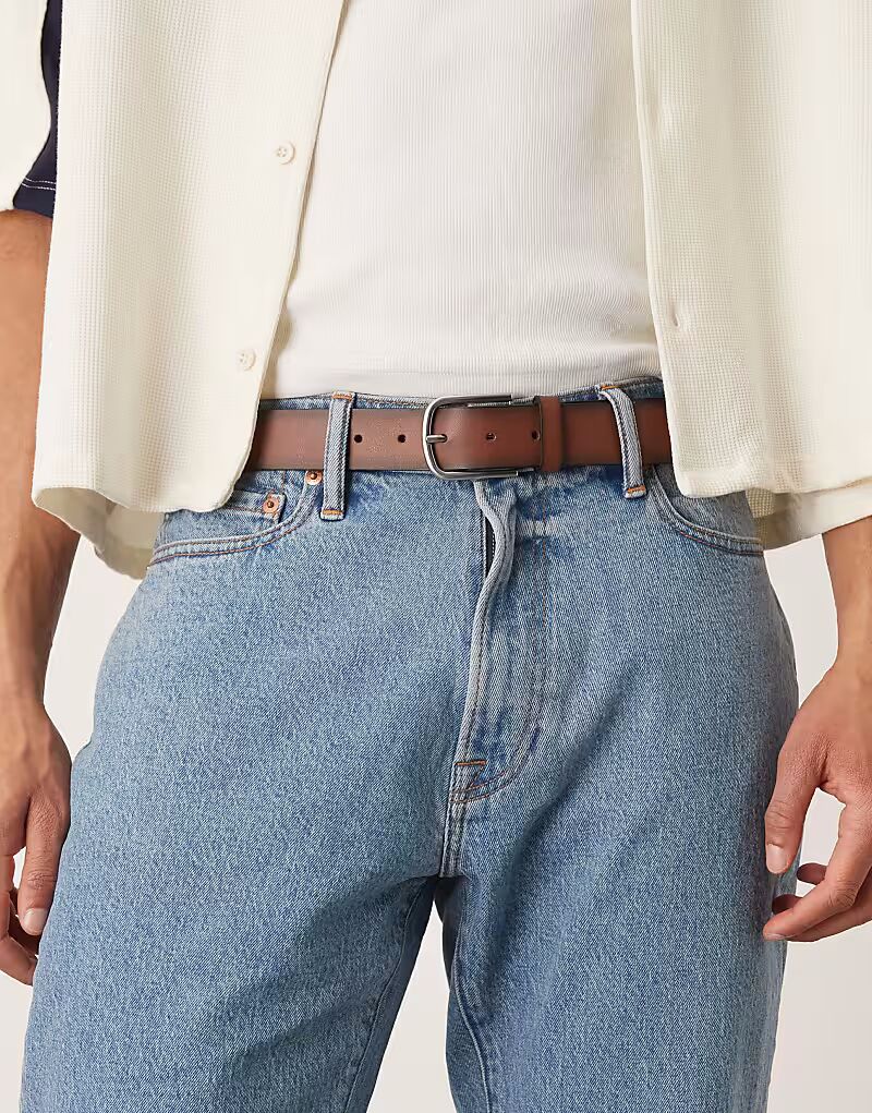 Ремень Meango из кожи с изогнутой пряжкой, цвет: стираный коричневый Mango
Ремень Meango из кожи с изогнутой пряжкой, цвет: стираный коричневый Mango