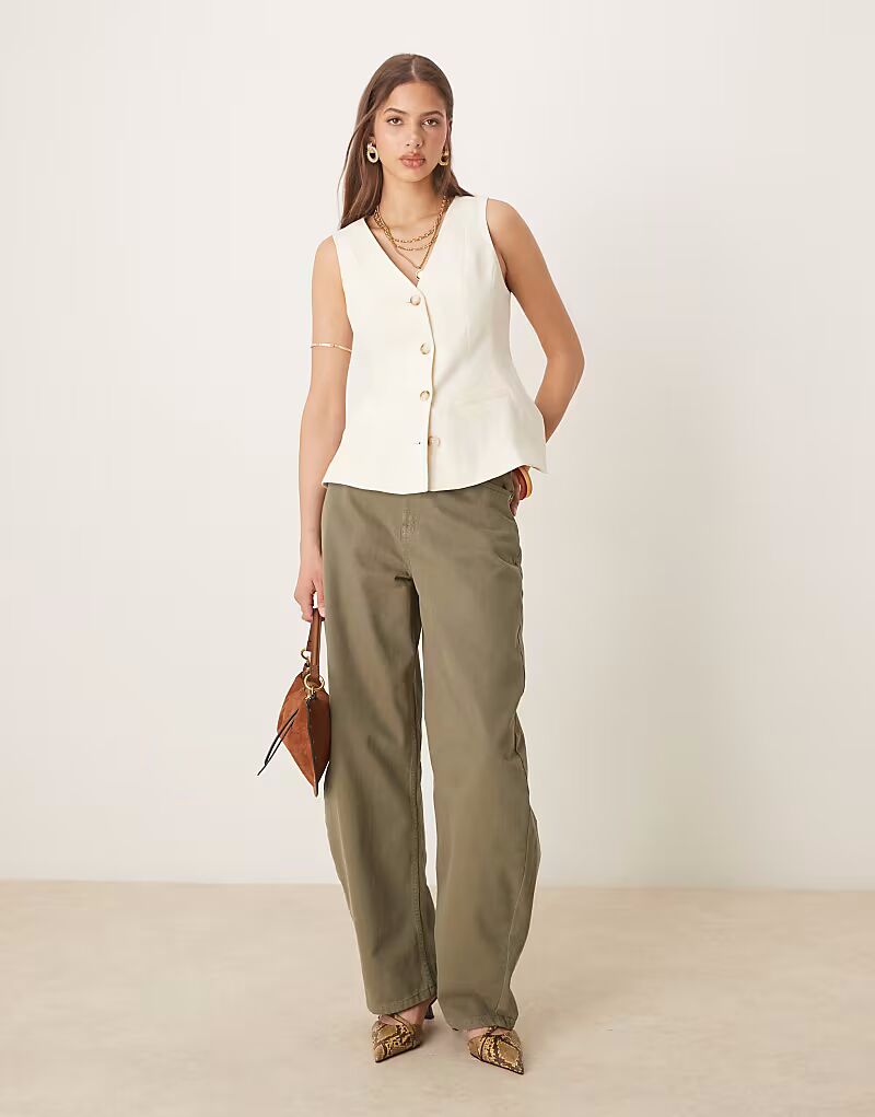 Джинсы-бочонки с высокой талией ASOS DESIGN цвета шалфея
Джинсы-бочонки с высокой талией ASOS DESIGN цвета шалфея