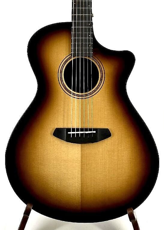 Акустическая гитара Breedlove Artista Pro Concerto Burnt Amber Acoustic Electric w/ Case Ser# CC221203194
Акустическая гитара Breedlove Artista Pro Concerto Burnt Amber Acoustic Electric w/ Case Ser# CC221203194