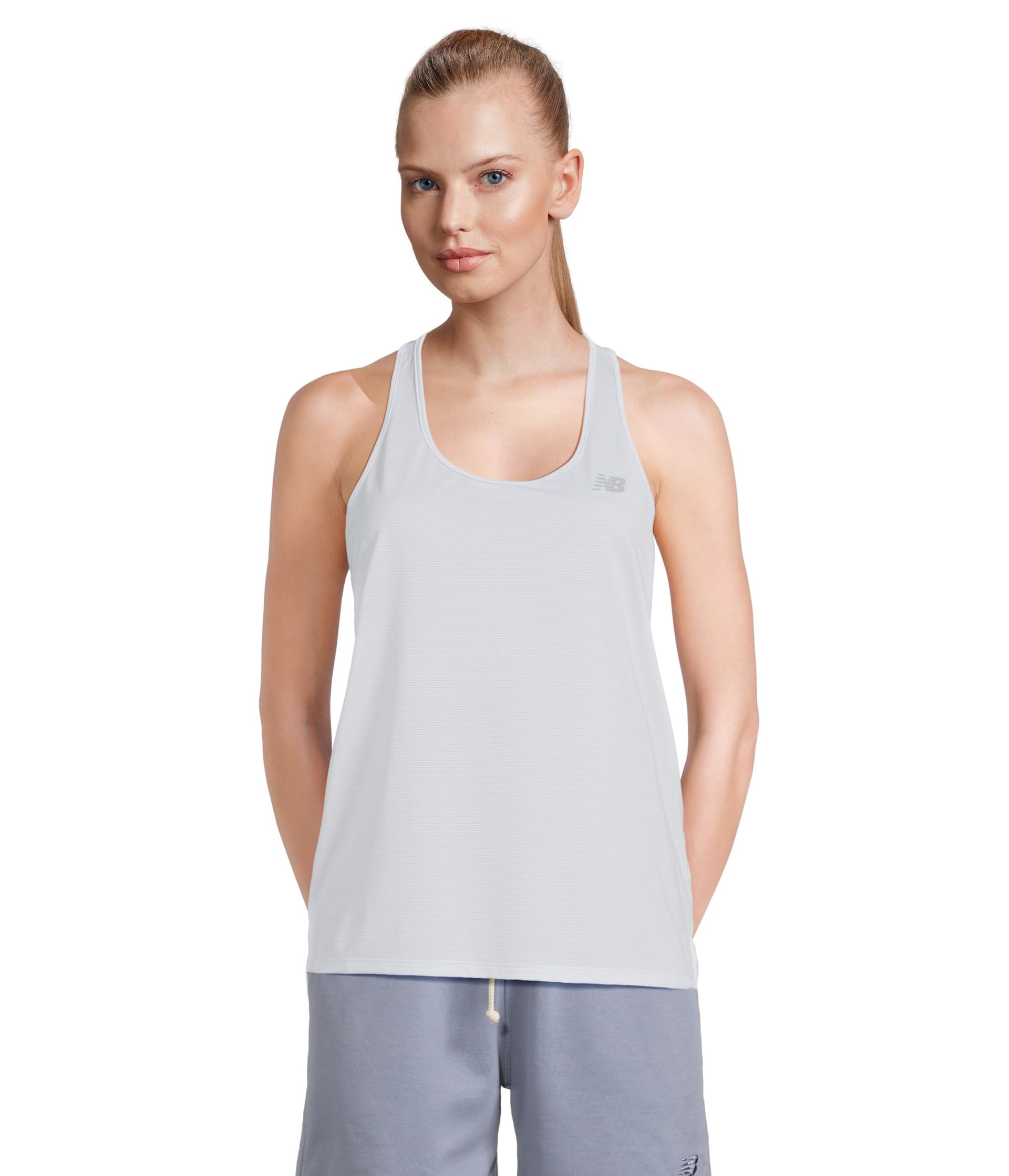 Топ New Balance Sport Essentials Tank, цвет Frosted Glass 
Топ New Balance Sport Essentials Tank, цвет Frosted Glass