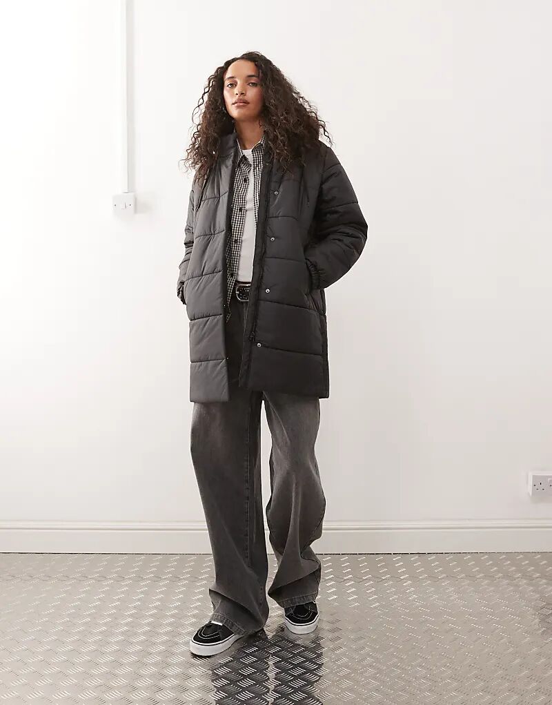 Длинные стеганые кеды Vans Mte Hillgate черного цвета
Длинные стеганые кеды Vans Mte Hillgate черного цвета