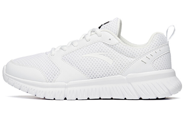 Кроссовки женские с низким верхом белого цвета Anta
Кроссовки женские с низким верхом белого цвета Anta