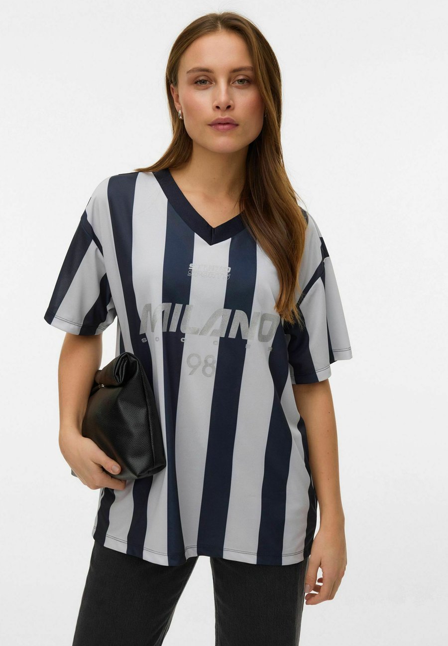 Футболка Vero Moda Print T-shirt, Night Sky/Dark Blue, Синий, Футболка Vero Moda Print T-shirt, Night Sky/Dark Blue
Футболка Vero Moda Print T-shirt, Night Sky/Dark Blue, Синий, Футболка Vero Moda Print T-shirt, Night Sky/Dark Blue