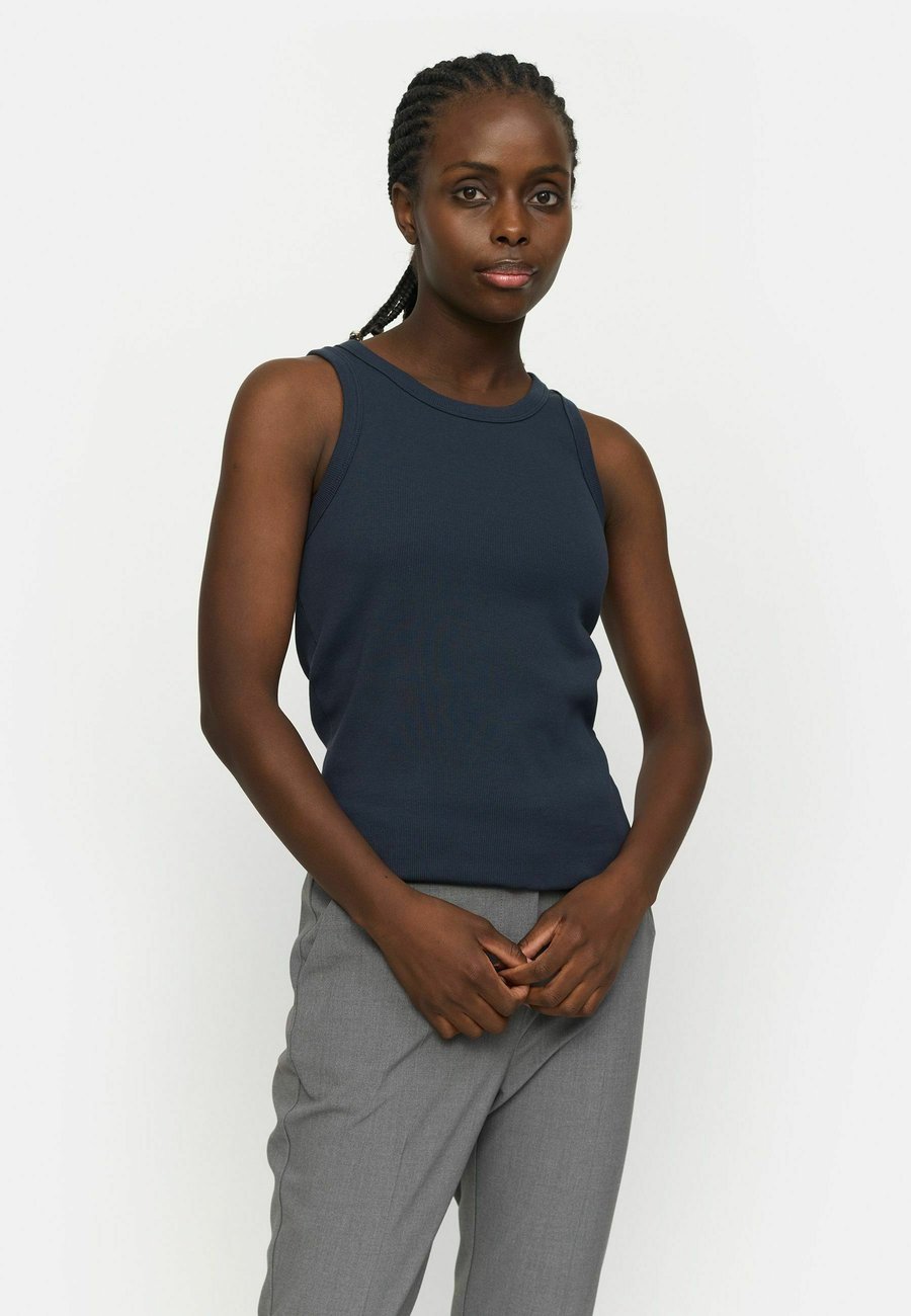 Топ Soft Rebels Top, Total Eclipse/Dark Blue
Топ Soft Rebels Top, Total Eclipse/Dark Blue