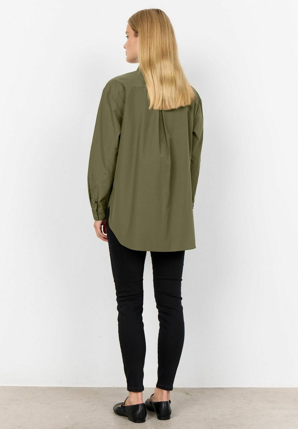 Блузка на пуговицах NETTI Soyaconcept, оливковый
Блузка на пуговицах NETTI Soyaconcept, оливковый