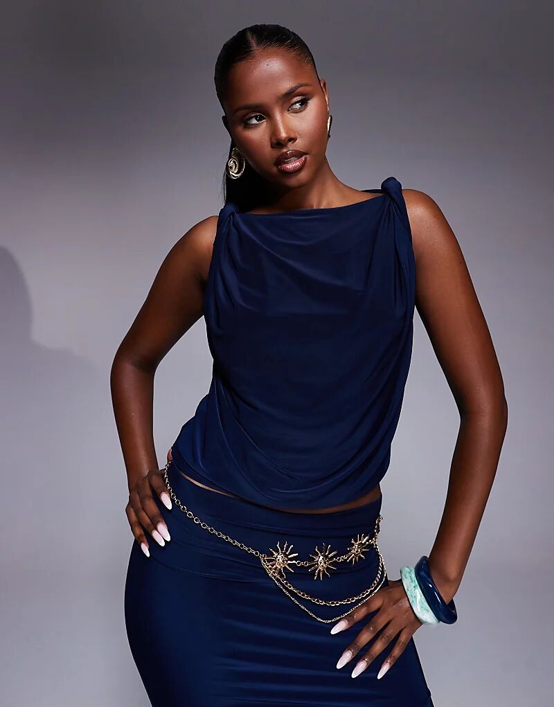 Обтягивающий топ ASOS DESIGN с драпировкой в темно-синем цвете
Обтягивающий топ ASOS DESIGN с драпировкой в темно-синем цвете