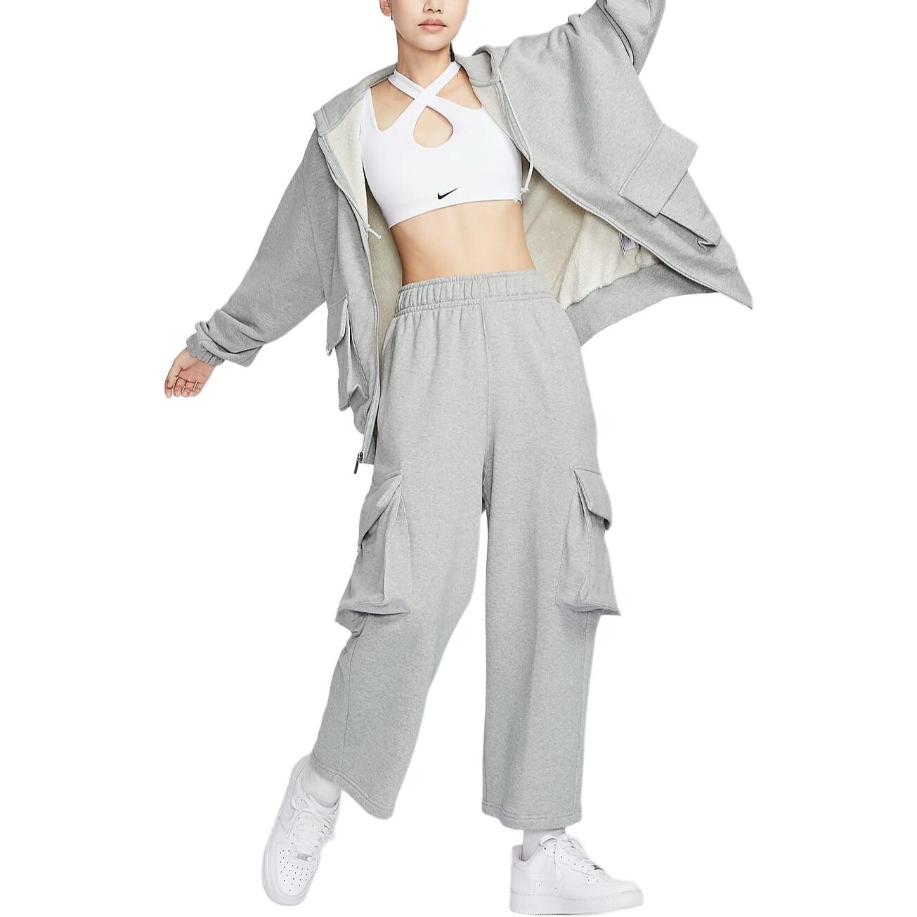 Спортивные повседневные брюки женские серые/черные Nike
Спортивные повседневные брюки женские серые/черные Nike