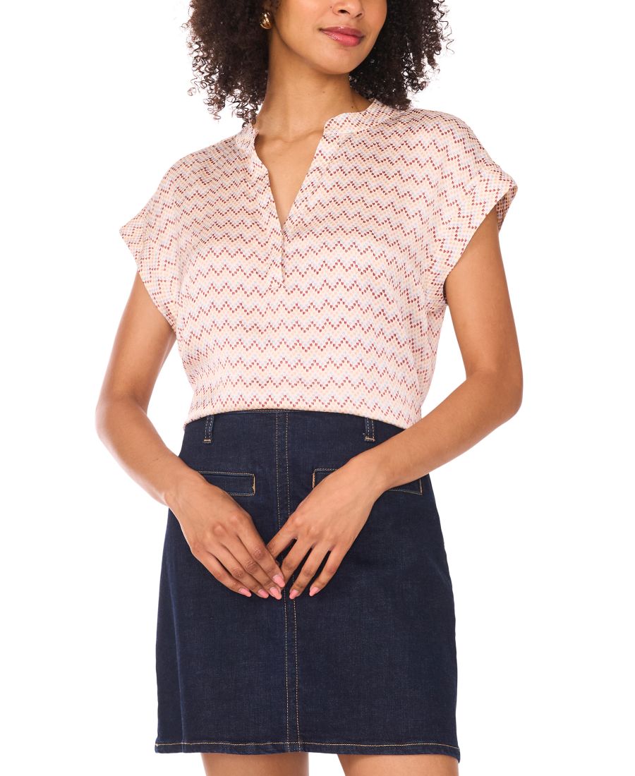 Женская блузка с V-образным вырезом и короткими рукавами, с принтом Vince Camuto, Birch
Женская блузка с V-образным вырезом и короткими рукавами, с принтом Vince Camuto, Birch