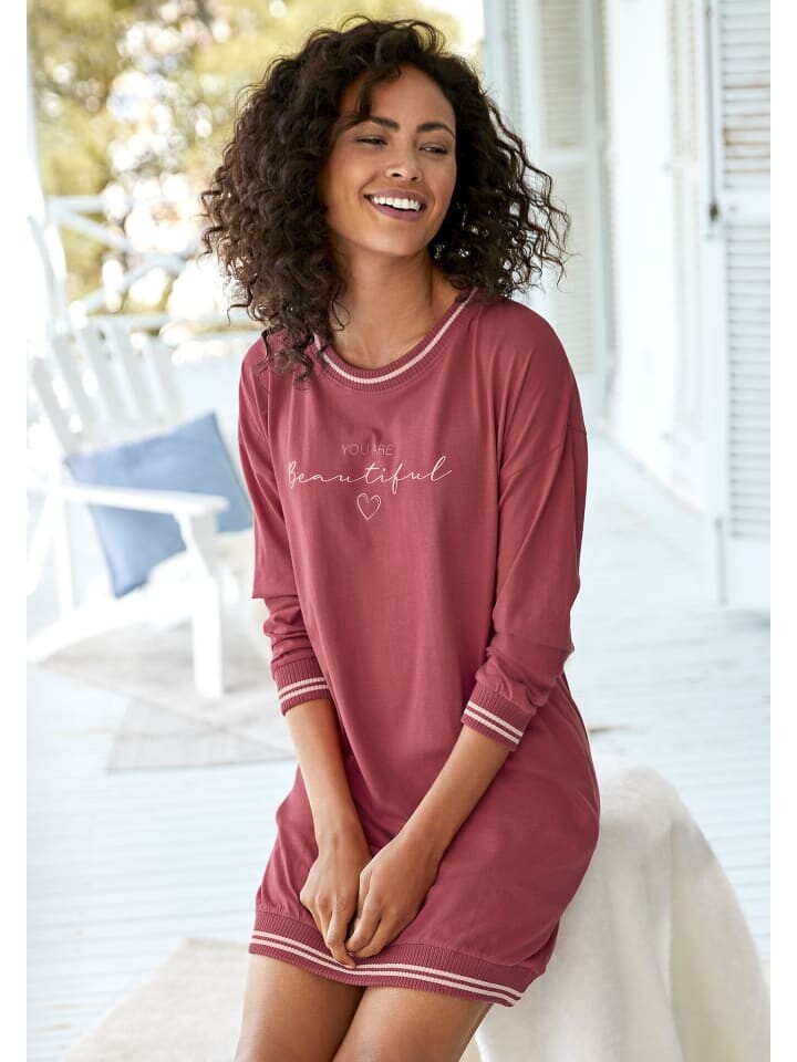 Ночная рубашка VIVANCE DREAMS, красный
Ночная рубашка VIVANCE DREAMS, красный