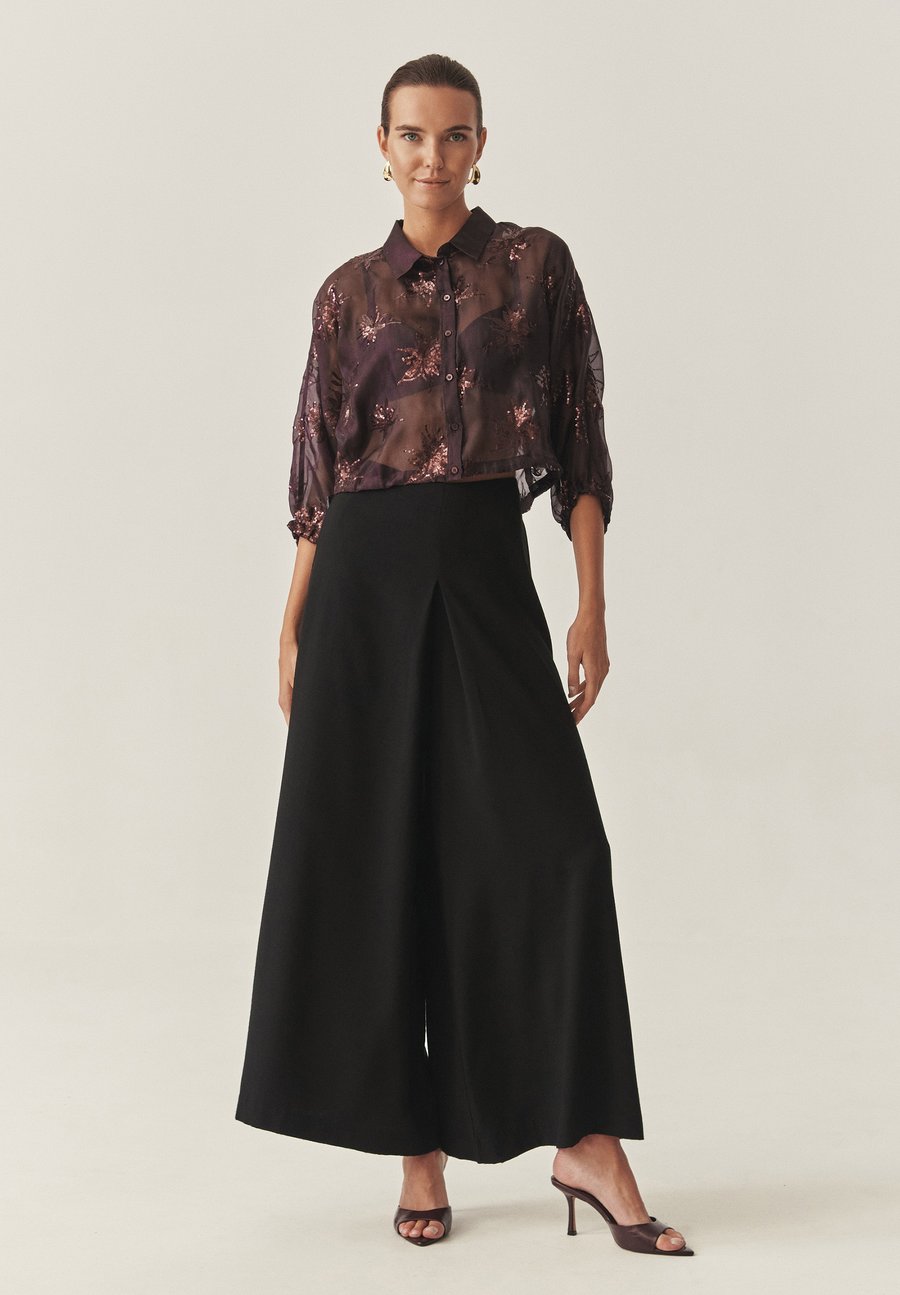 Брюки TATUUM Trousers, Black
Брюки TATUUM Trousers, Black