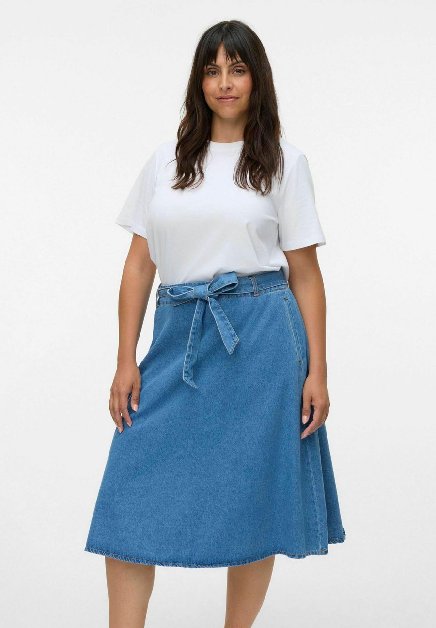 Юбка Vero Moda Curve A-line skirt, Medium Blue Denim/Blue Denim
Юбка Vero Moda Curve A-line skirt, Medium Blue Denim/Blue Denim