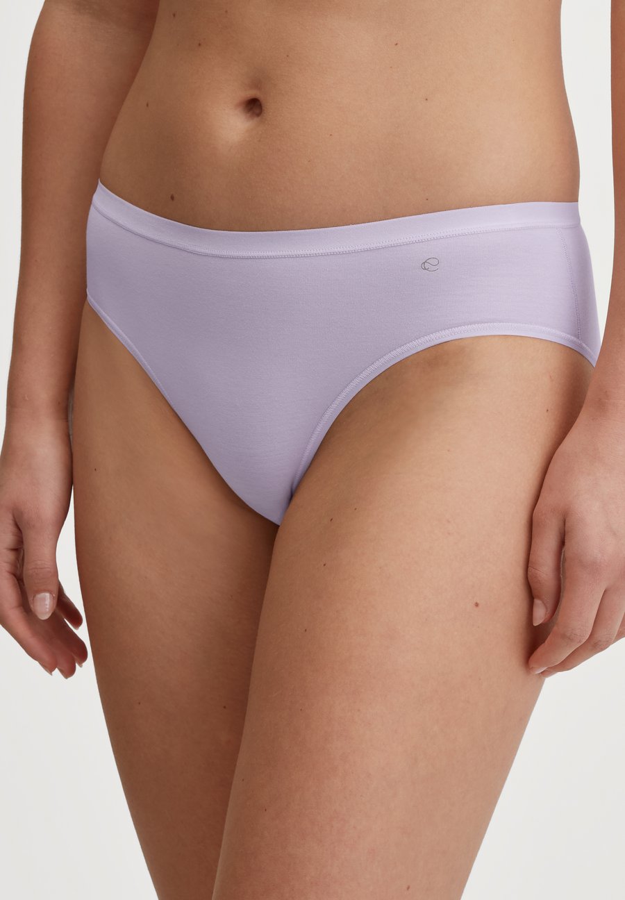 Брифы Calida SLIP CUT, Orchid Petal/Purple
Брифы Calida SLIP CUT, Orchid Petal/Purple
