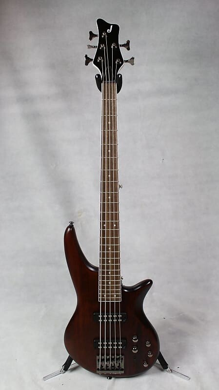 Басс гитара Jackson JS3V 5-String Spectra Bass Laurel Fingerboard Walnut Stain
Басс гитара Jackson JS3V 5-String Spectra Bass Laurel Fingerboard Walnut Stain