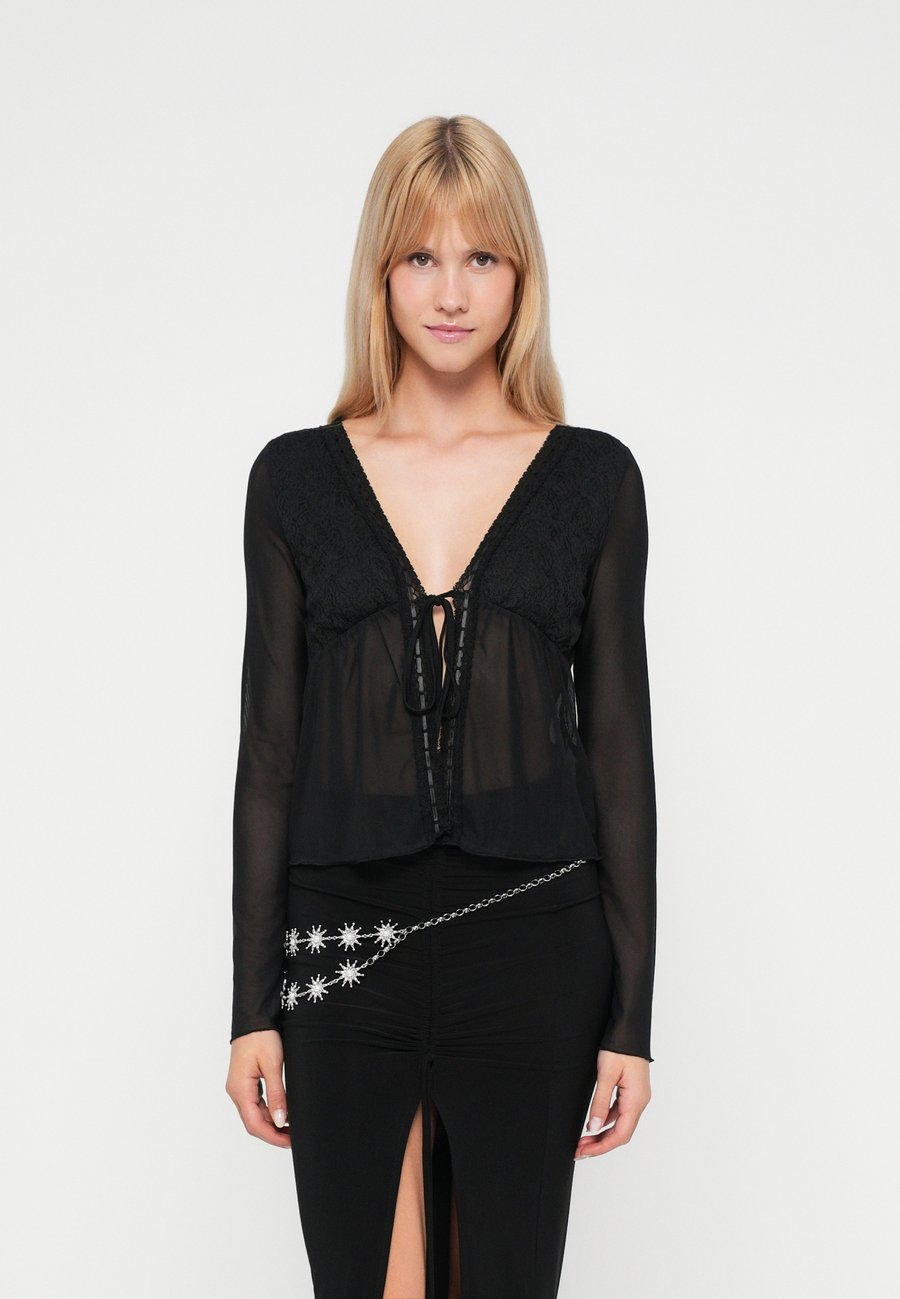 Топ Even&Odd Long sleeved top, Black
Топ Even&Odd Long sleeved top, Black