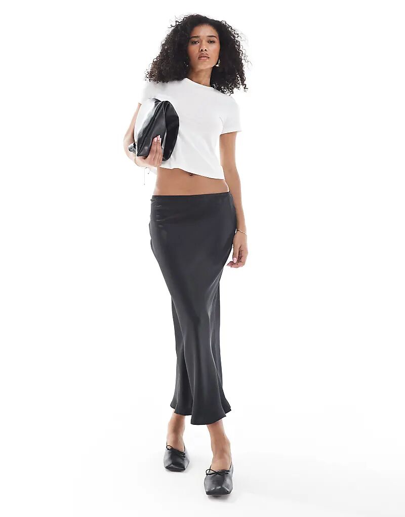 Юбка миди из атласа New Look черного цвета
Юбка миди из атласа New Look черного цвета