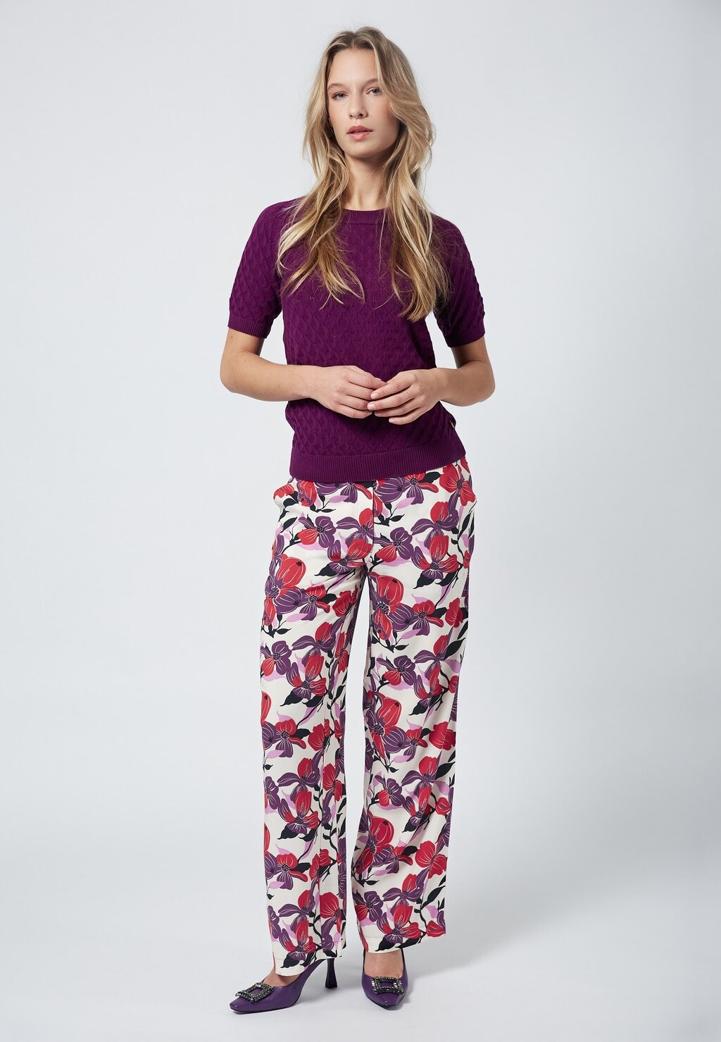 Футболка с принтом NEVER BE ANOTHER YOU 4funkyflavours, темно-фиолетовый
Футболка с принтом NEVER BE ANOTHER YOU 4funkyflavours, темно-фиолетовый