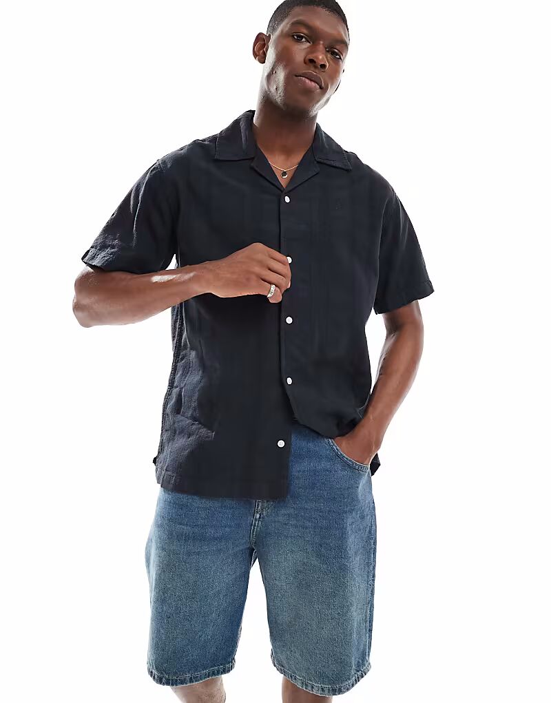 Рубашка Jack & Jones с текстурированной полоской темно-синего цвета
Рубашка Jack & Jones с текстурированной полоской темно-синего цвета