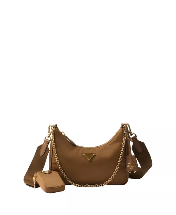 Сумка из переиздания 2005 года, нейлоновая, с мини-сумочкой из сафьяновой кожи. Prada, коричневый
Сумка из переиздания 2005 года, нейлоновая, с мини-сумочкой из сафьяновой кожи. Prada, коричневый