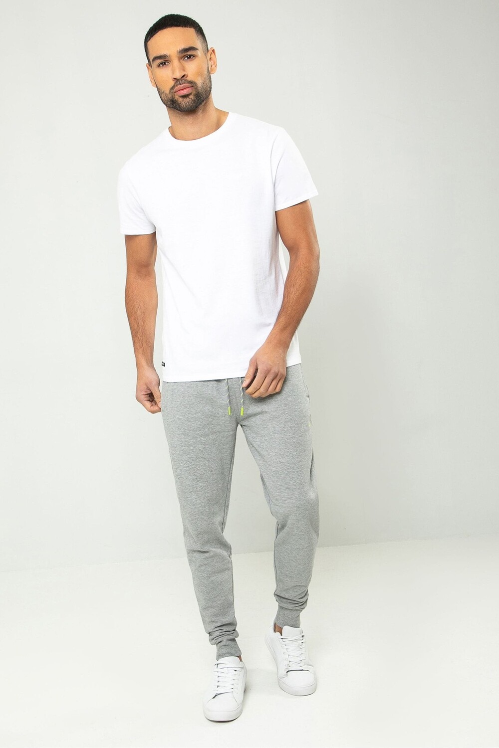 Джоггеры из смесового хлопка Threadbare, серый
Джоггеры из смесового хлопка Threadbare, серый