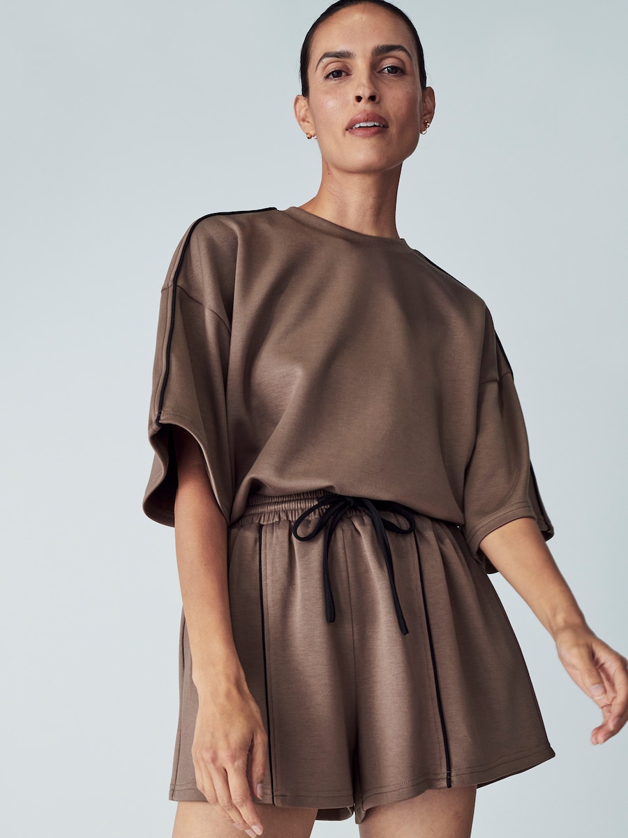 Обычные брюки Willa Brenna, коричневый
Обычные брюки Willa Brenna, коричневый