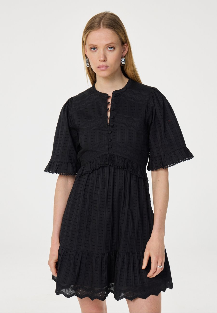 Платье Fabienne Chapot CHERISED , Black
Платье Fabienne Chapot CHERISED , Black