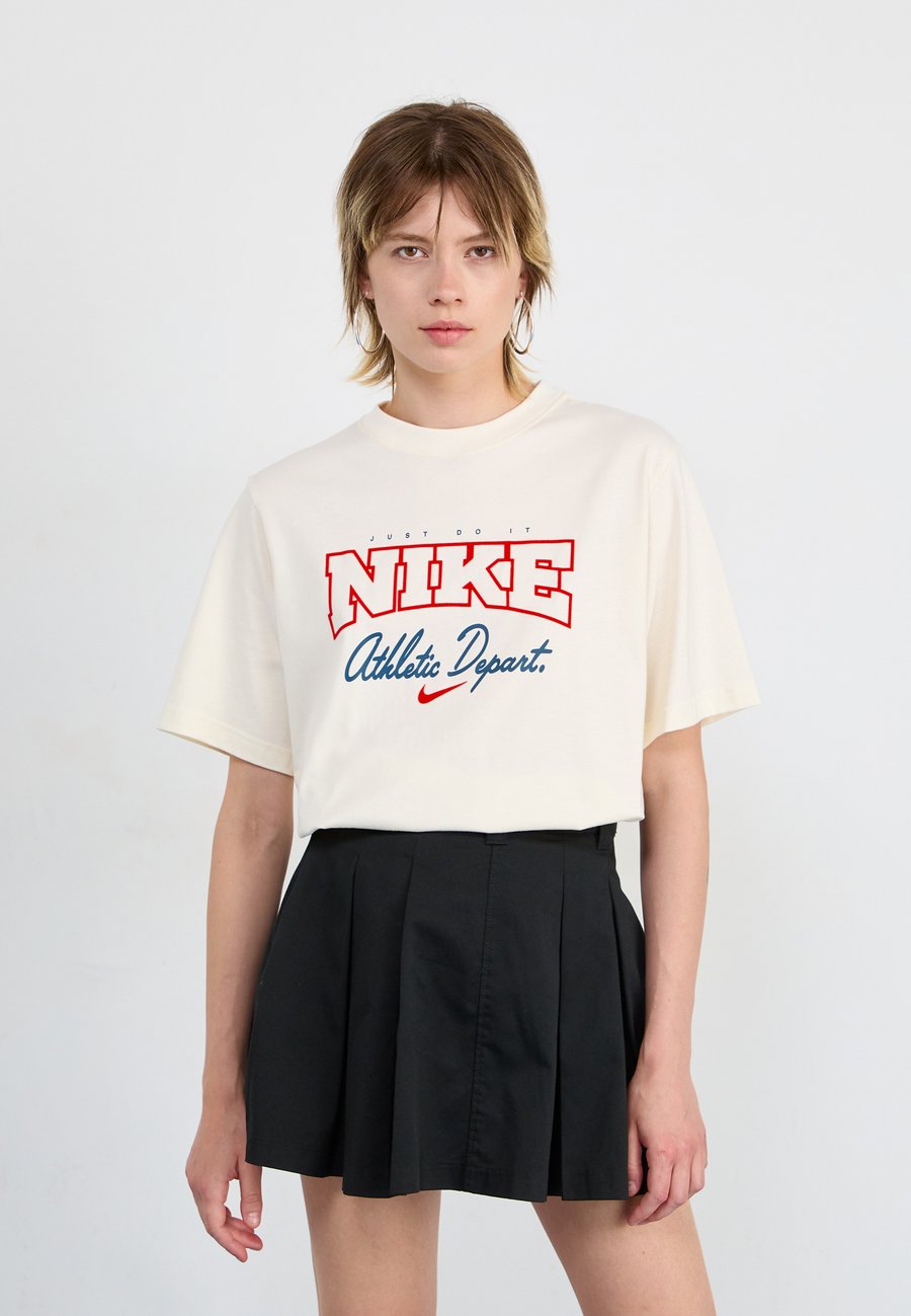 Футболка Nike Sportswear TEE , Pale Ivory/Off-White
Футболка Nike Sportswear TEE , Pale Ivory/Off-White
